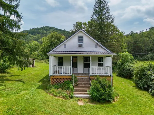 $327,000 | 8580 Blacksburg Road, Catawba, VA 24070