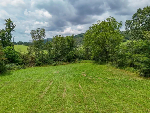 $327,000 | 8580 Blacksburg Road, Catawba, VA 24070