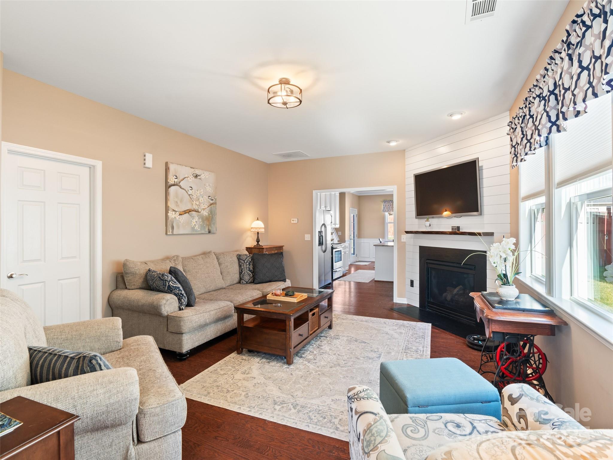 112 Pamlico Road Fletcher, NC 28732 - Photo 5 of 26