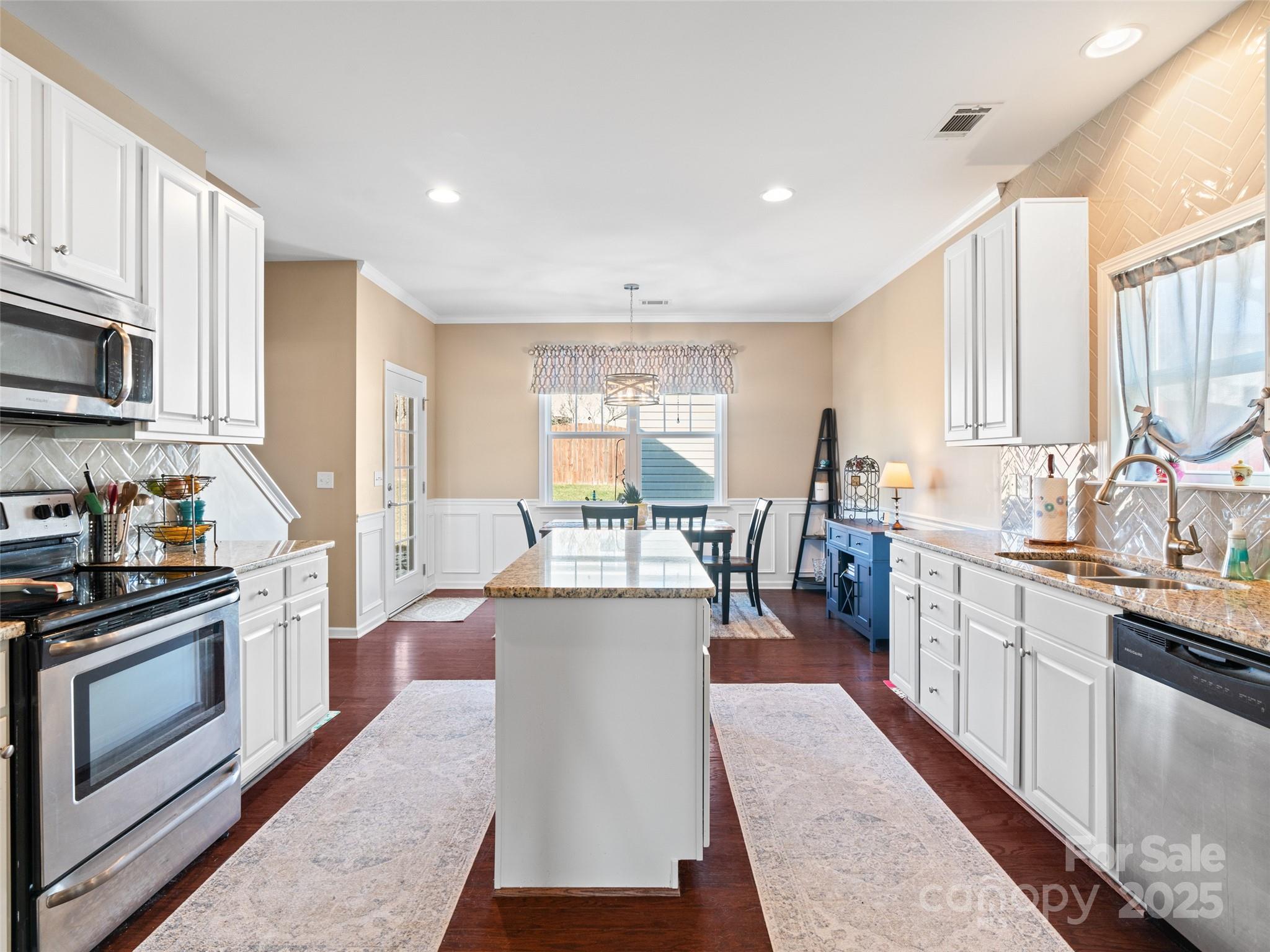 112 Pamlico Road Fletcher, NC 28732 - Photo 8 of 26