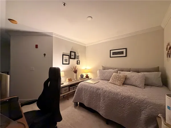 $2,300 | 903 Providence Place, Unit 422, Providence, RI 02903