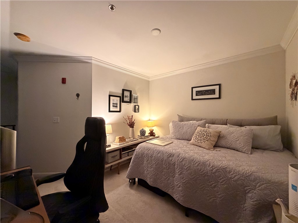 903 Providence Place, Unit 422 Providence, RI 02903 - Photo 3 of 7