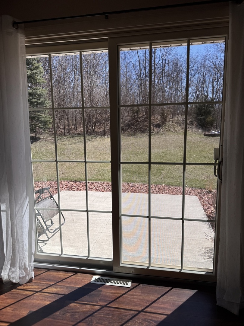 402 Woodside Place Dixon, IL 61021 - Photo 15 of 17 a view of a room with a large window