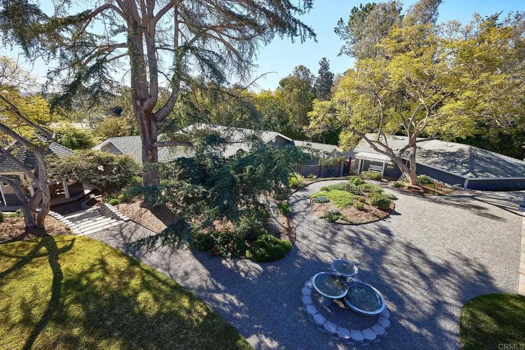 4613 Sun Valley Road Del Mar, CA 92014 - Photo 40 of 55 a view of outdoor space with space