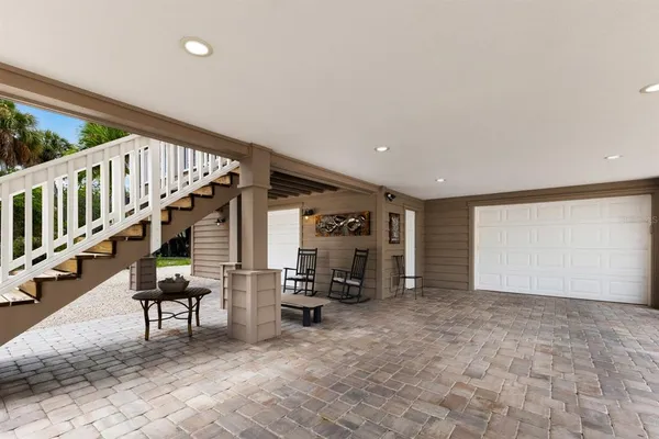 $2,300,000 | 807 South Bay Boulevard, Anna Maria, FL 34216