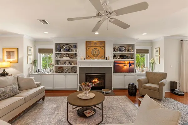 $2,300,000 | 807 South Bay Boulevard, Anna Maria, FL 34216