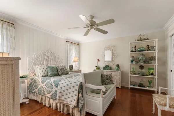 $2,300,000 | 807 South Bay Boulevard, Anna Maria, FL 34216