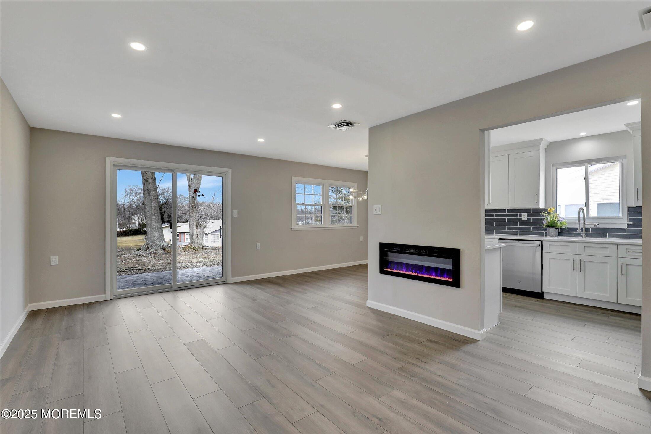 35 Patmore Road Brick, NJ 08724 - Photo 9 of 65 09-Family Room