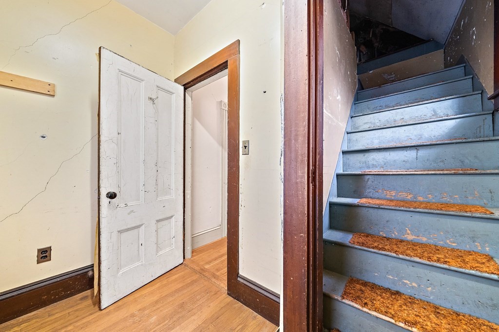 27 Cypress Road Milton, MA 02186 - Photo 16 of 39 Gallery Image 16