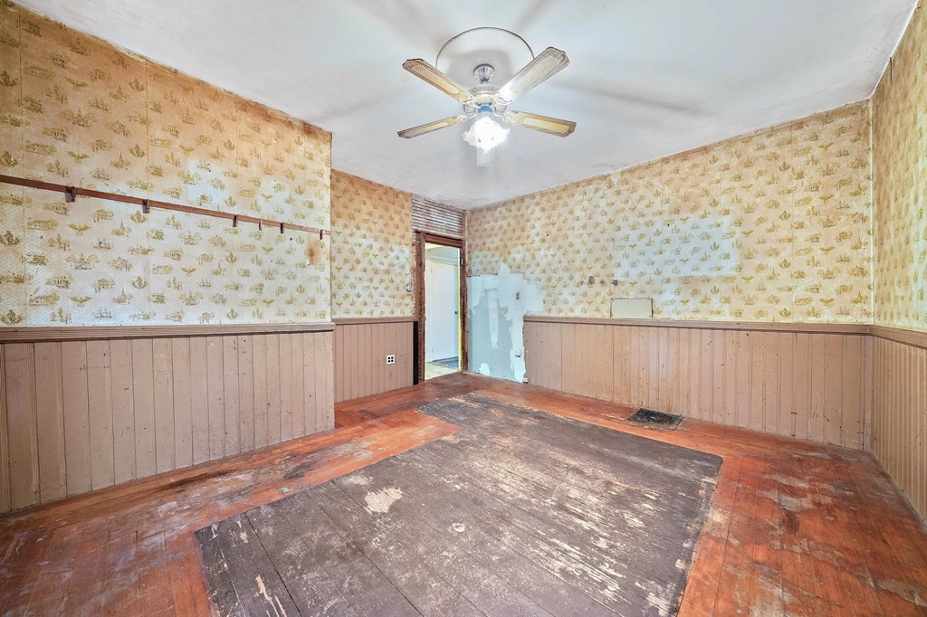 27 Cypress Road Milton, MA 02186 - Photo 9 of 39 Gallery Image 9