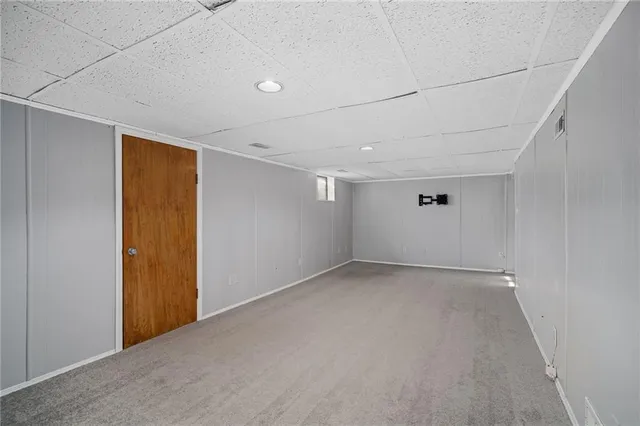 $245,000 | 224 West Maiden Lane, Kansas City, MO 64114