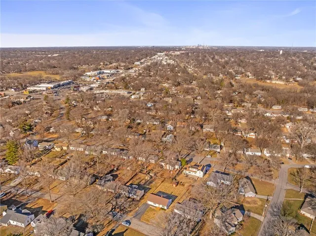 $245,000 | 224 West Maiden Lane, Kansas City, MO 64114