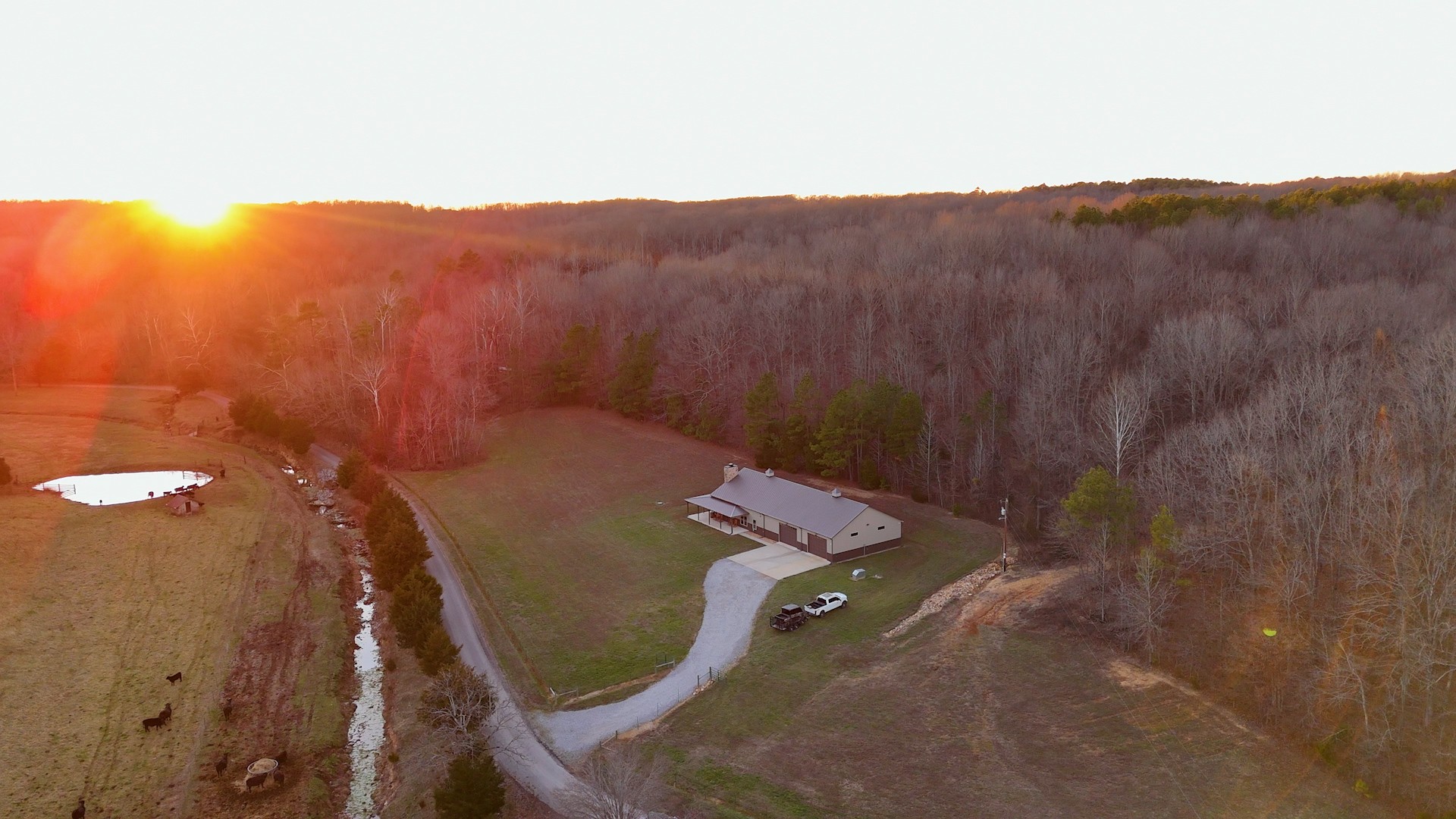 275 Preston Baggett Road Tennessee Ridge, TN 37178 - Photo 4 of 100 Gallery Image 4