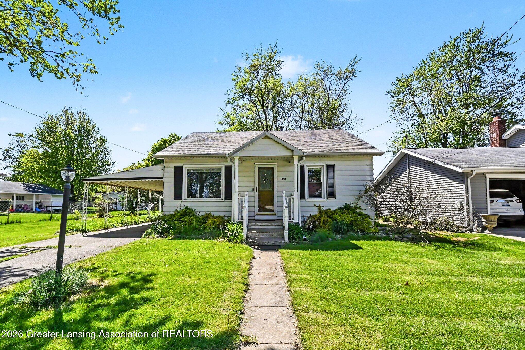 737 North Main Street Fowler, MI 48835 - Photo 19 of 28 003_file_2770