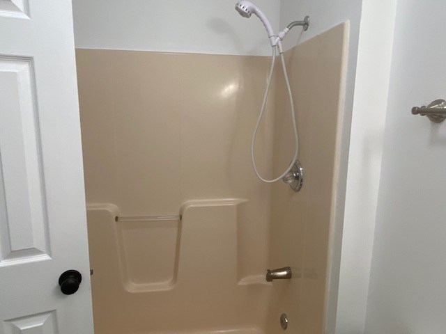 219 Hamilton Mulberry Grove Road Cataula, GA 31804 - Photo 12 of 23 SHOWER/TUB IN HALL BATH
