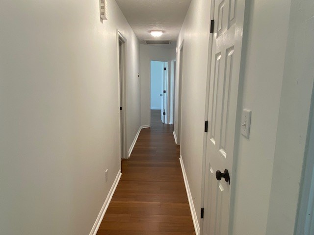 219 Hamilton Mulberry Grove Road Cataula, GA 31804 - Photo 10 of 23 BEDROOM WING HALLWAY