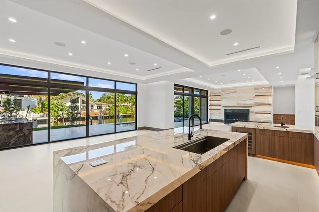 $7,150,000 | 2441 Northeast 48th Court, Lighthouse Point, FL 33064