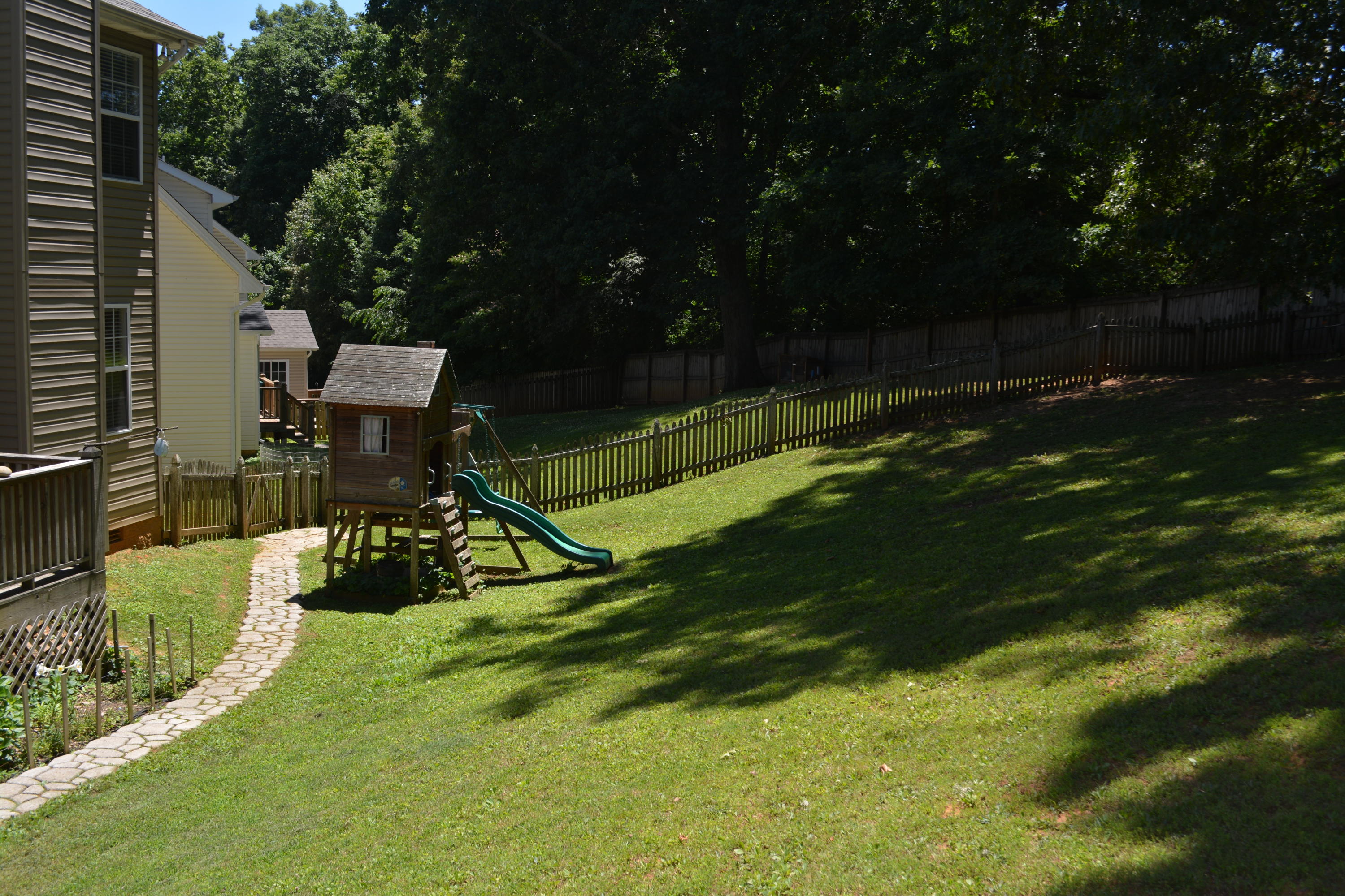 703 Station View Road Knoxville, TN 37919 - Photo 8 of 29 DSC_0197