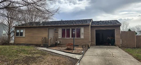 $114,900 | 1306 Crestview Road, Albert Lea, MN 56007