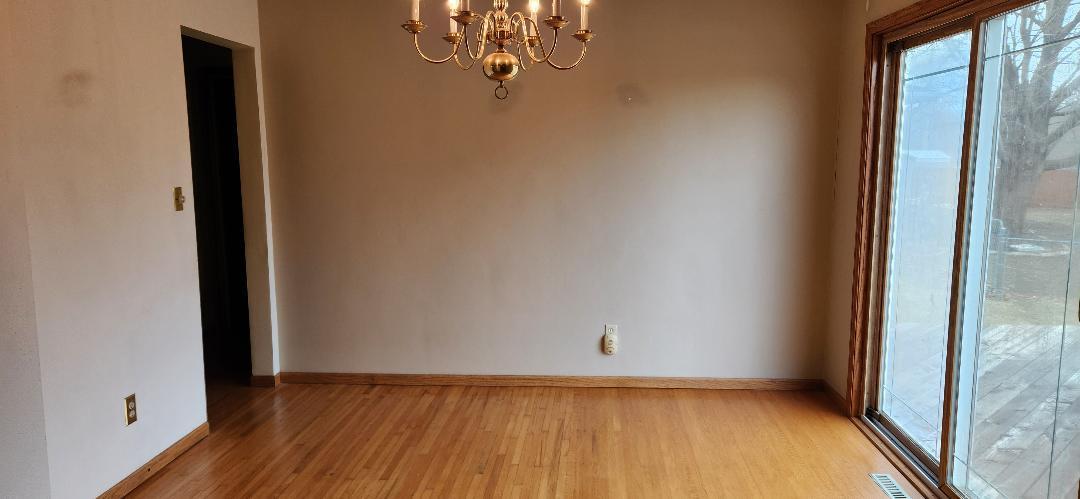 1306 Crestview Road Albert Lea, MN 56007 - Photo 8 of 28