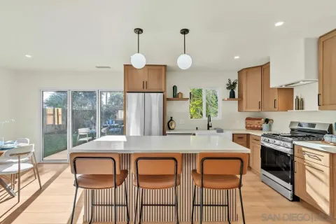 $1,325,000 | 5402 Cole Street, San Diego, CA 92117