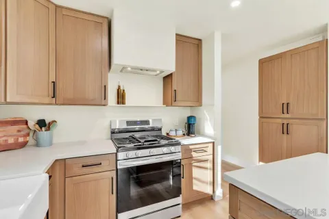 $1,325,000 | 5402 Cole Street, San Diego, CA 92117