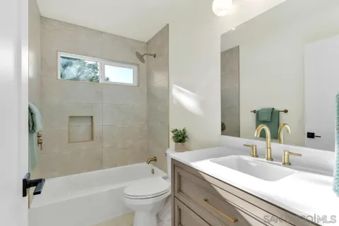 $1,325,000 | 5402 Cole Street, San Diego, CA 92117