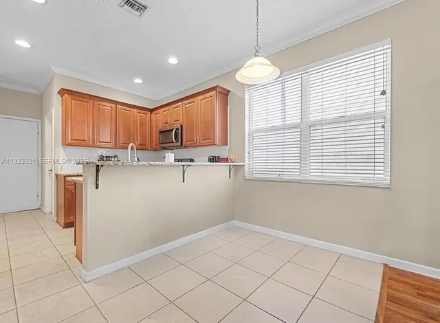 $3,950 | 168 Canterbury Place, Royal Palm Beach, FL 33414