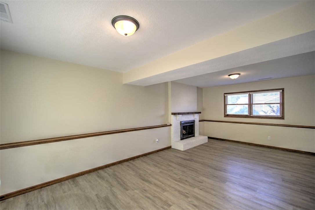 1545 Highland Place Decatur, IL 62526 - Photo 23 of 31