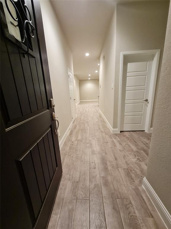 1604 Buzzard Road Denton, TX 76205 - Photo 2 of 22 Front Door & Foyer