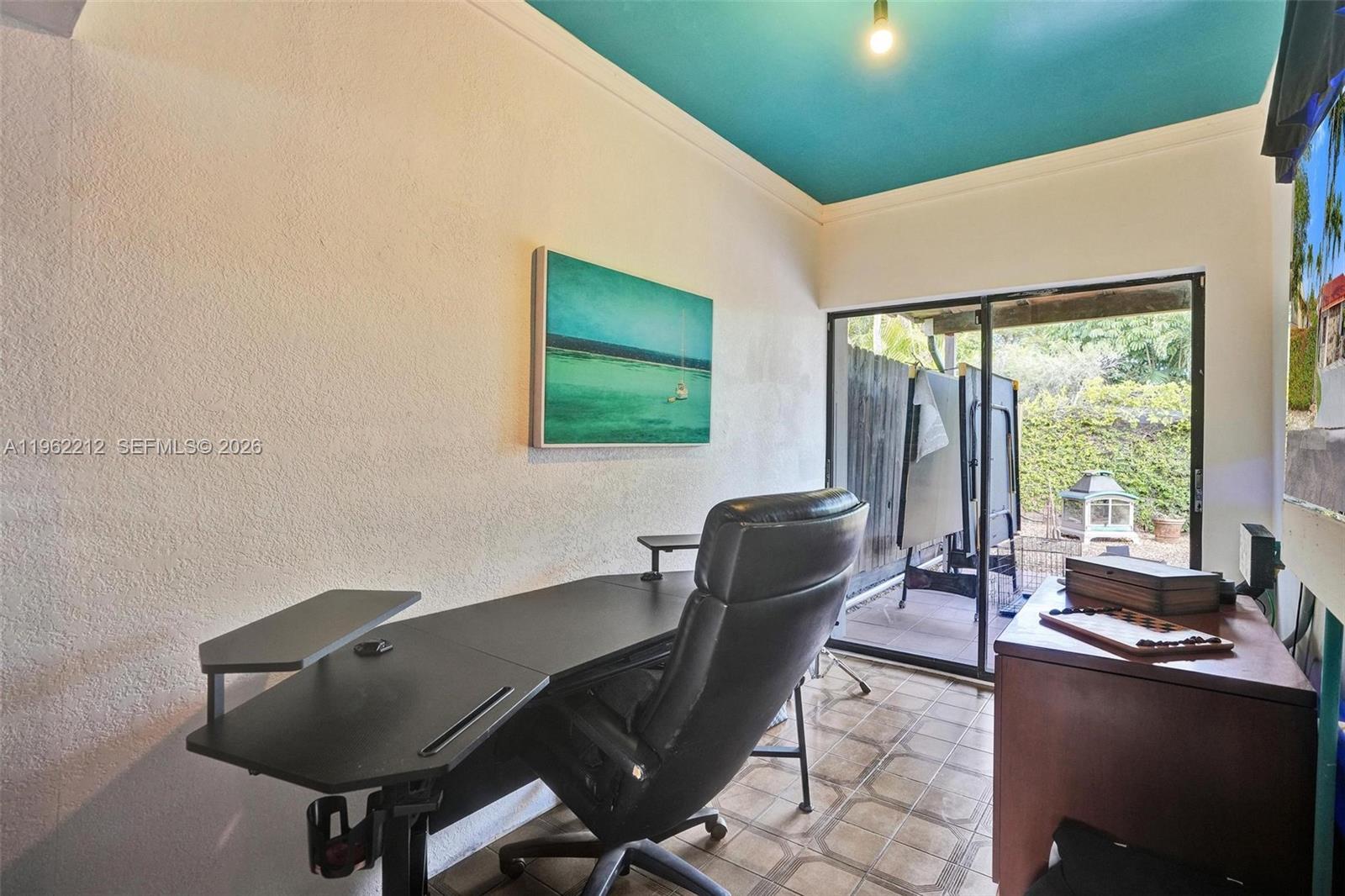 3515 Southwest 113th Court Miami, FL 33165 - Photo 13 of 39