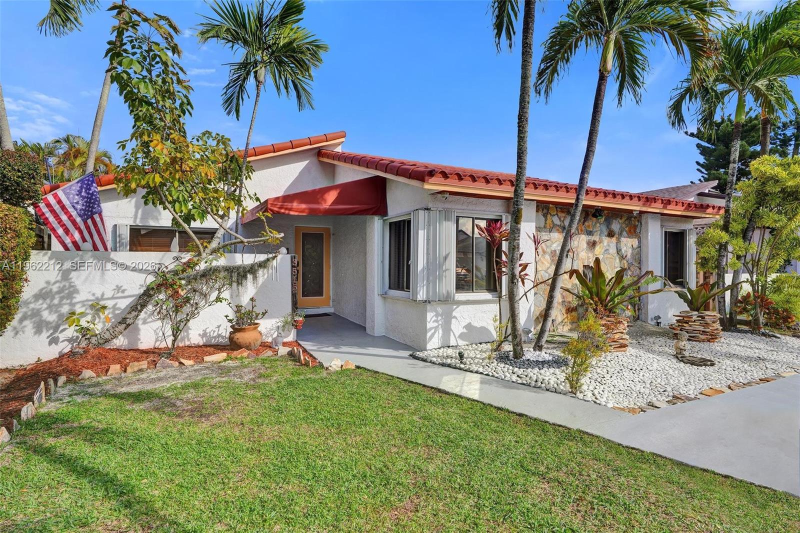 3515 Southwest 113th Court Miami, FL 33165 - Photo 3 of 39