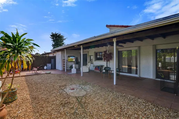 $629,000 | 3515 Southwest 113th Court, Miami, FL 33165