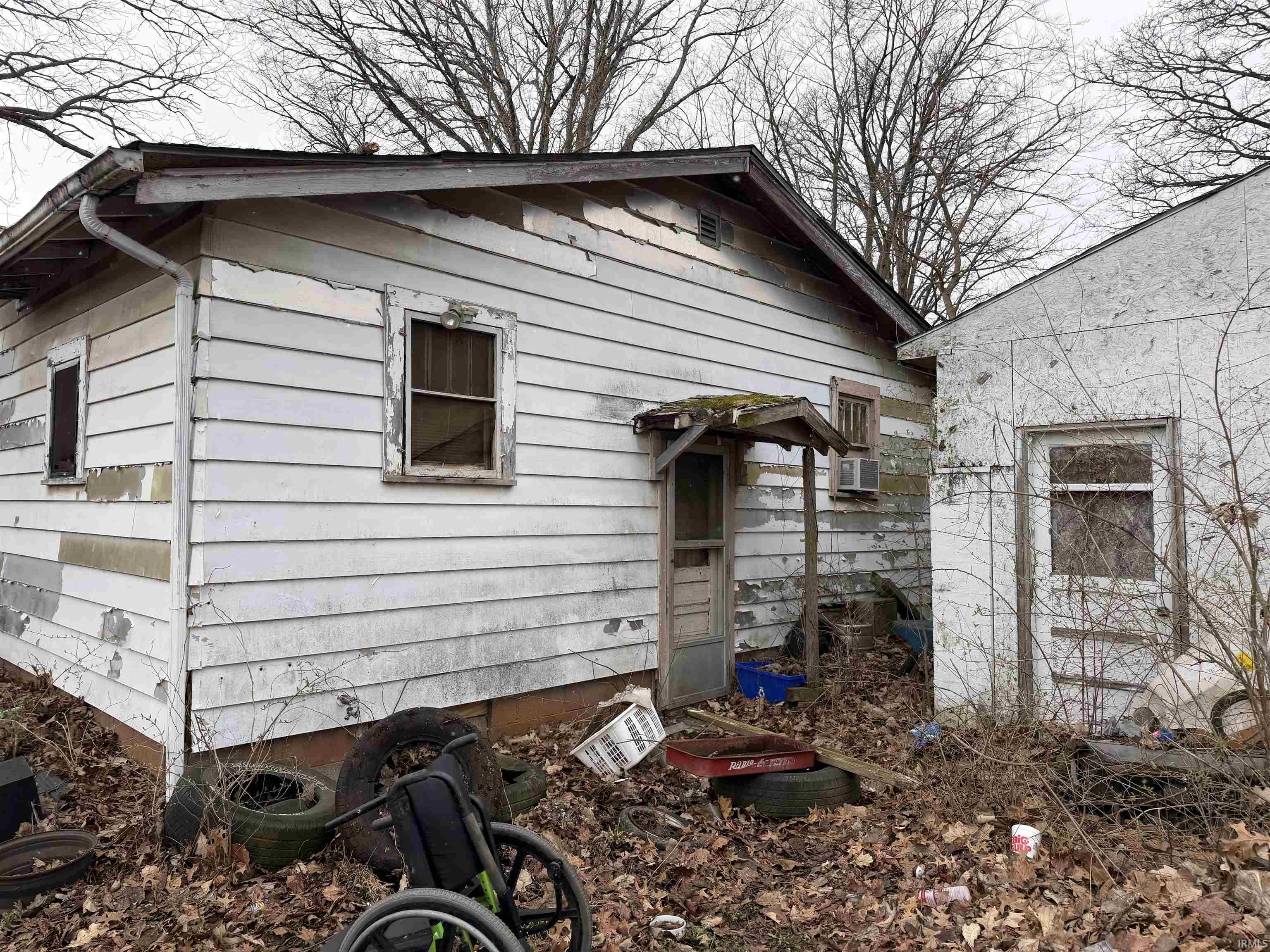 2524 East 5th Street Anderson, IN 46012 - Photo 2 of 5