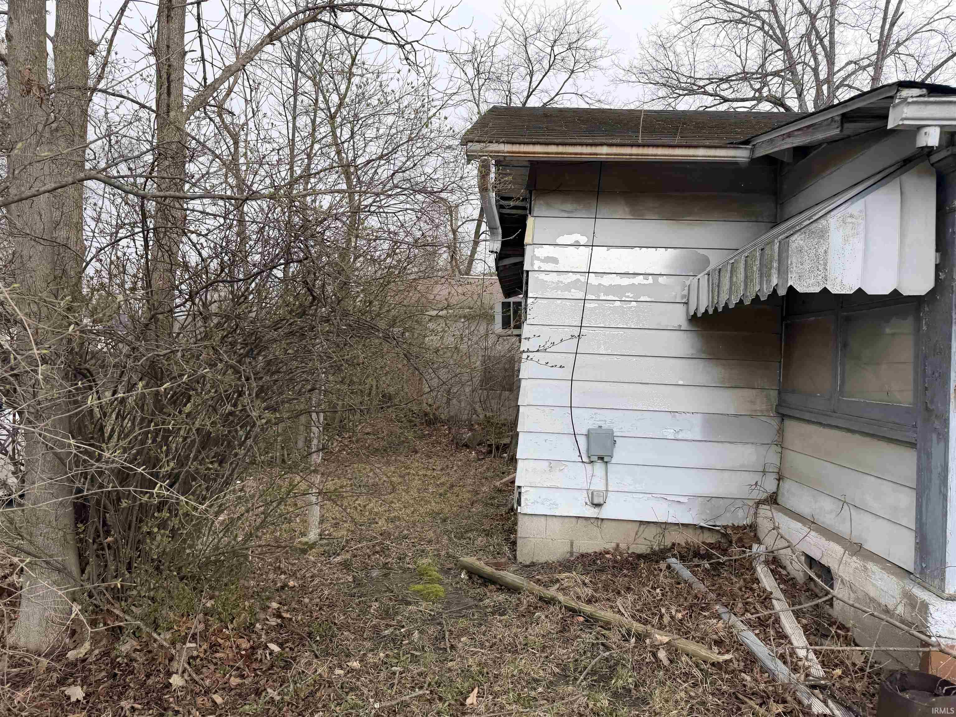 2524 East 5th Street Anderson, IN 46012 - Photo 3 of 5