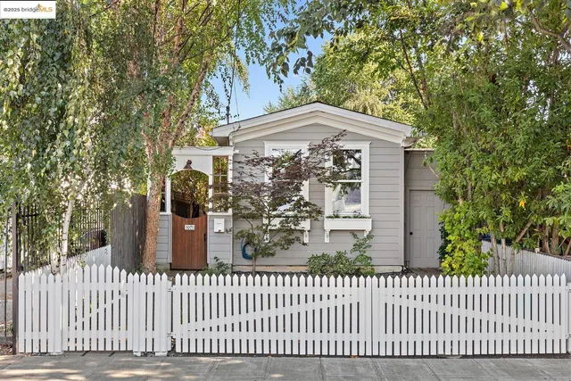 $749,000 | 1071 55th Street, Oakland, CA 94608