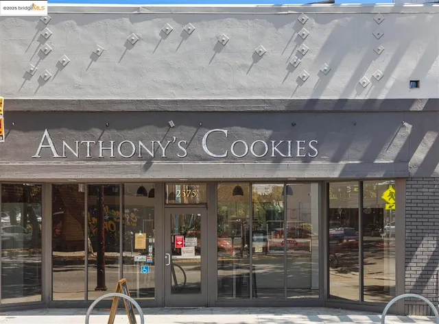 $749,000 | 1071 55th Street, Oakland, CA 94608