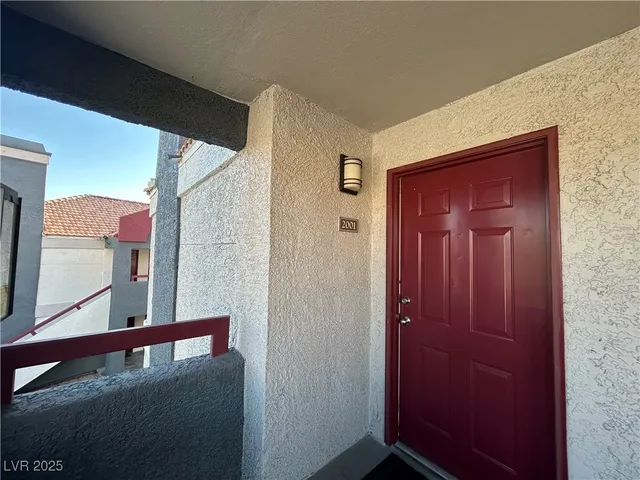 $1,099 | 8600 West Charleston Boulevard, Unit 2001, Las Vegas, NV 89117