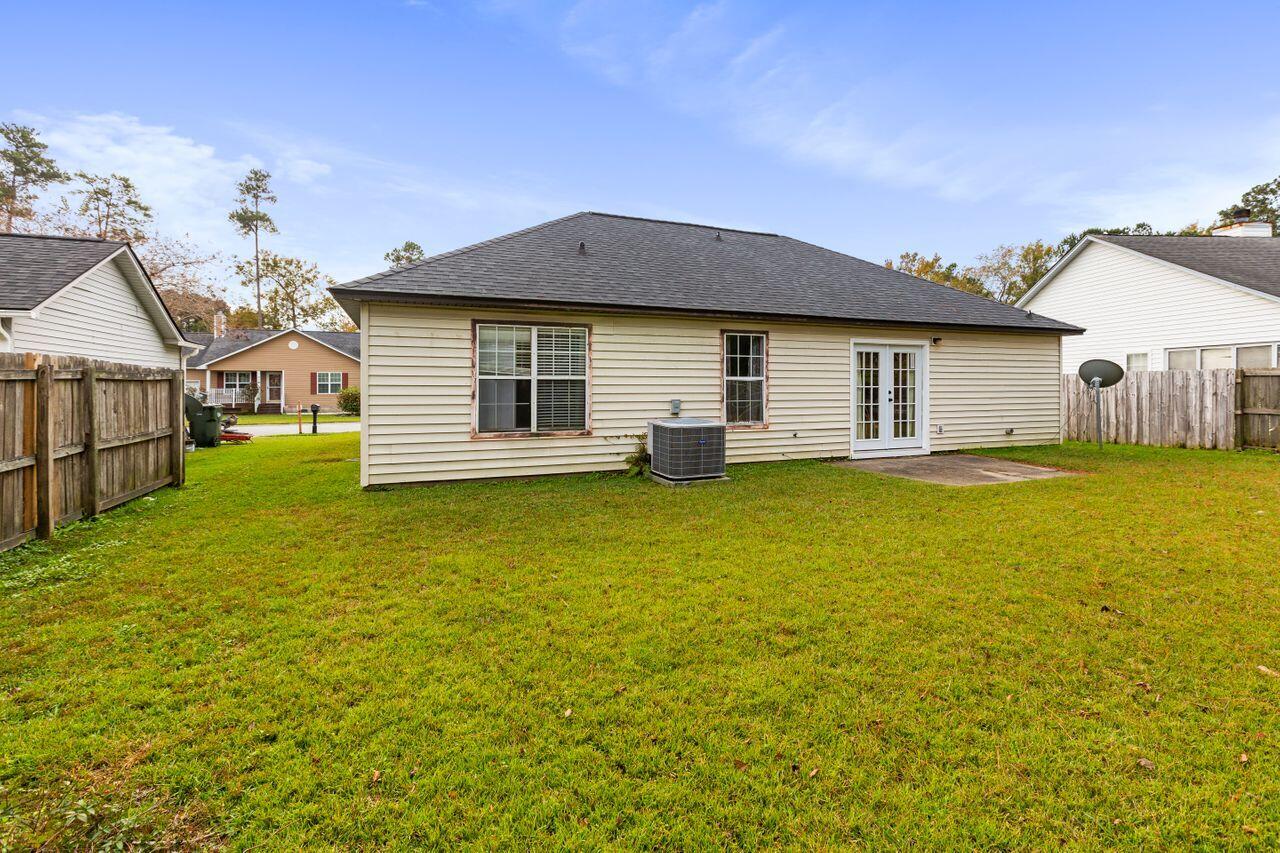 215 Two Hitch Road Goose Creek, SC 29445 - Photo 24 of 24 215_Two_Hitch_BrettMartinPhotography_25