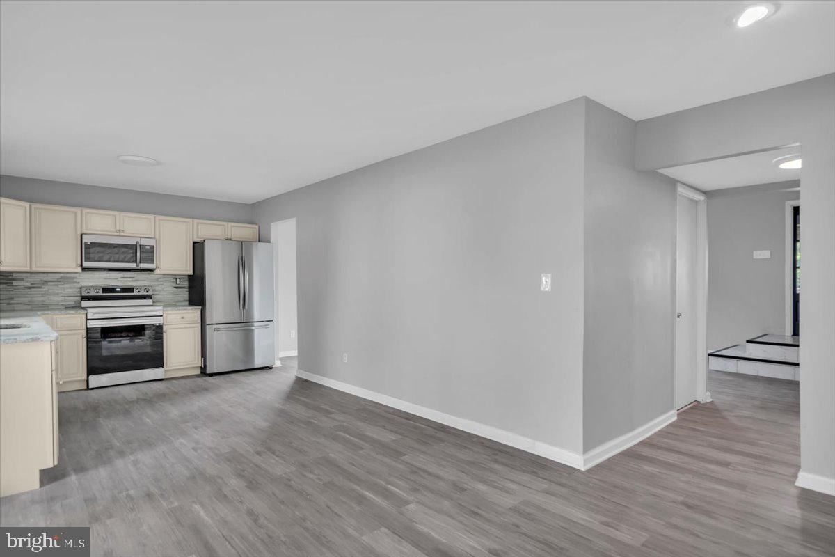 6 Primrose Drive Sicklerville, NJ 08081 - Photo 8 of 25