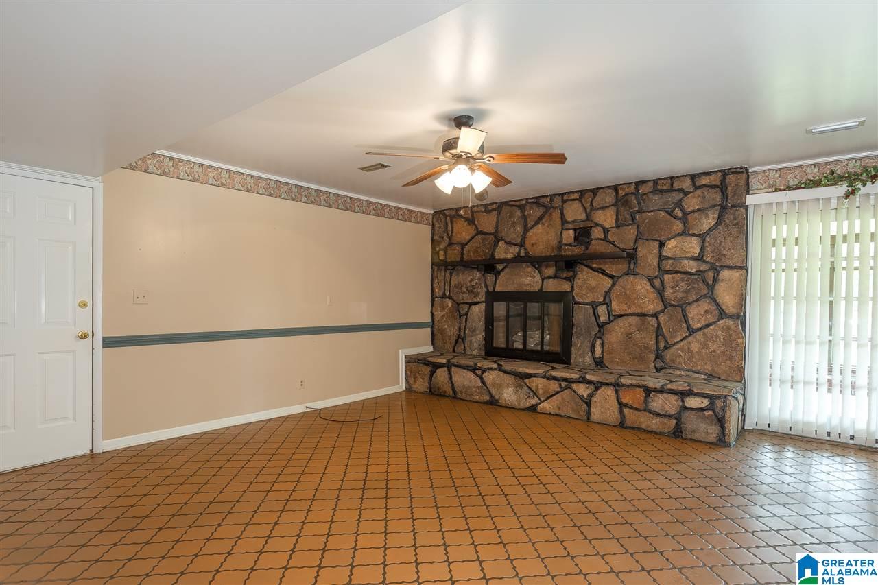 258 Canoe Creek Road Rainbow City, AL 35906 - Photo 11 of 47