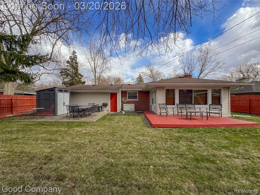 29661 Chelmsford Road Southfield, MI 48076 - Photo 22 of 30 Gallery Image 22
