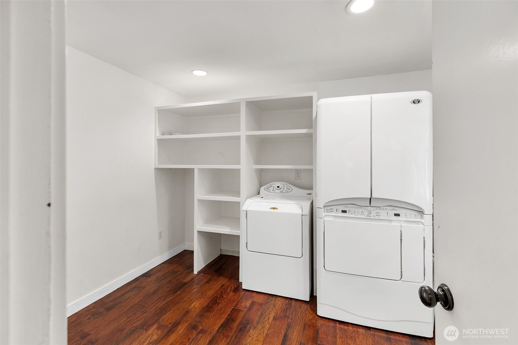 6391 Northeast Tolo Road Bainbridge Island, WA 98110 - Photo 24 of 40 Gallery Image 24