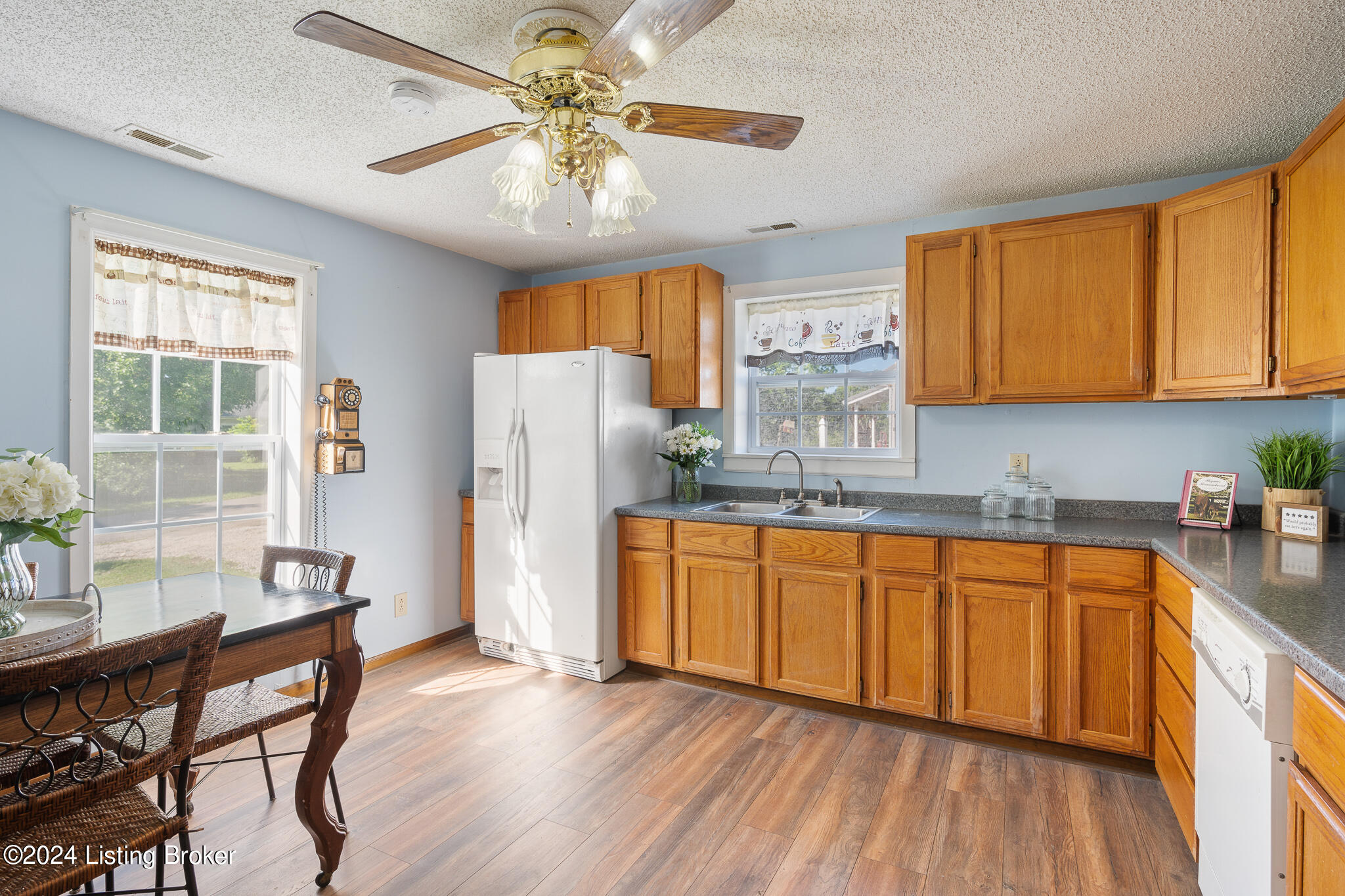 20 St Estes Road Smithfield, KY 40068 - Photo 12 of 30 20 St Estes Rd-18