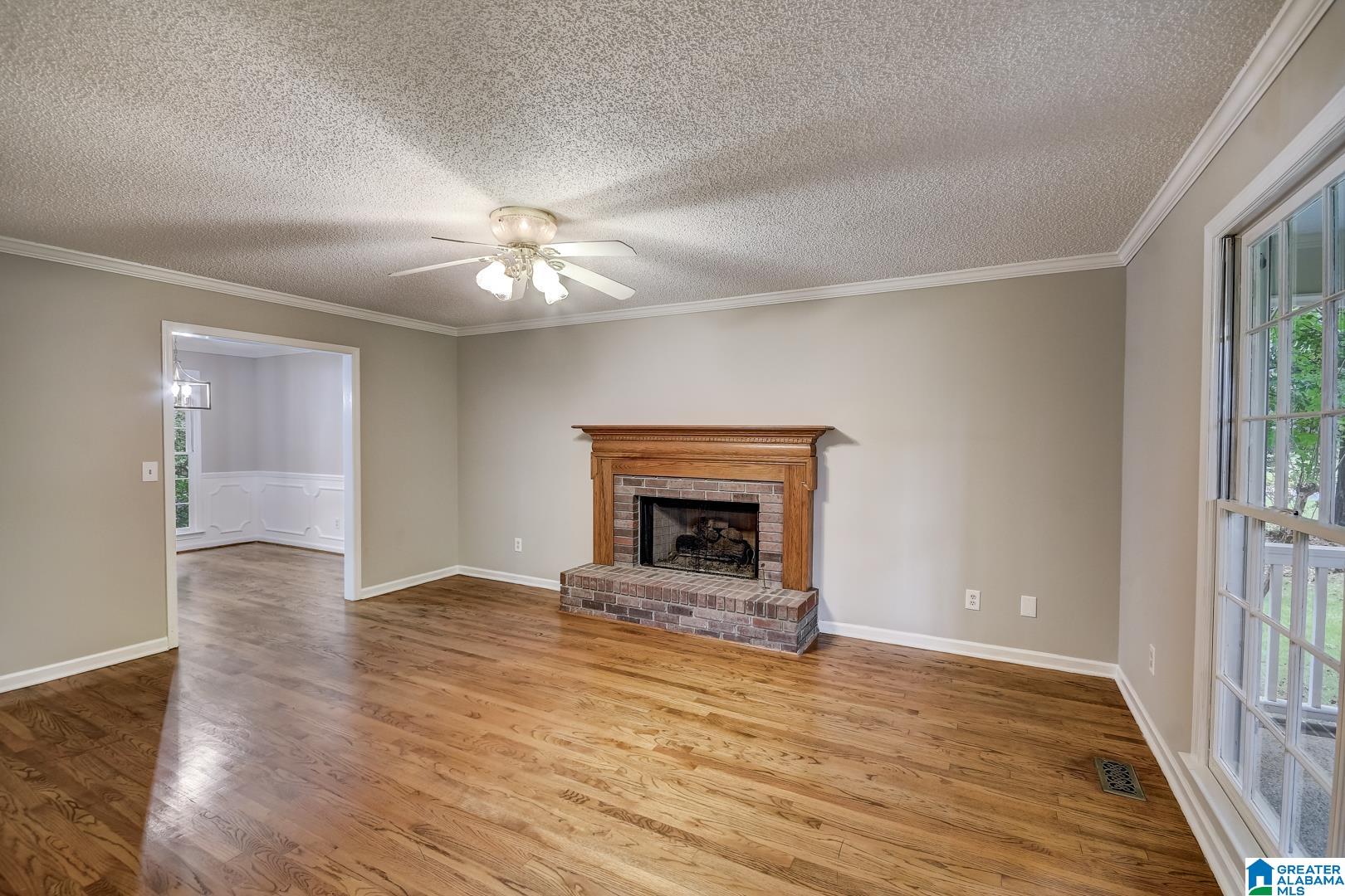 1108 Elm Drive Alabaster, AL 35007 - Photo 4 of 37