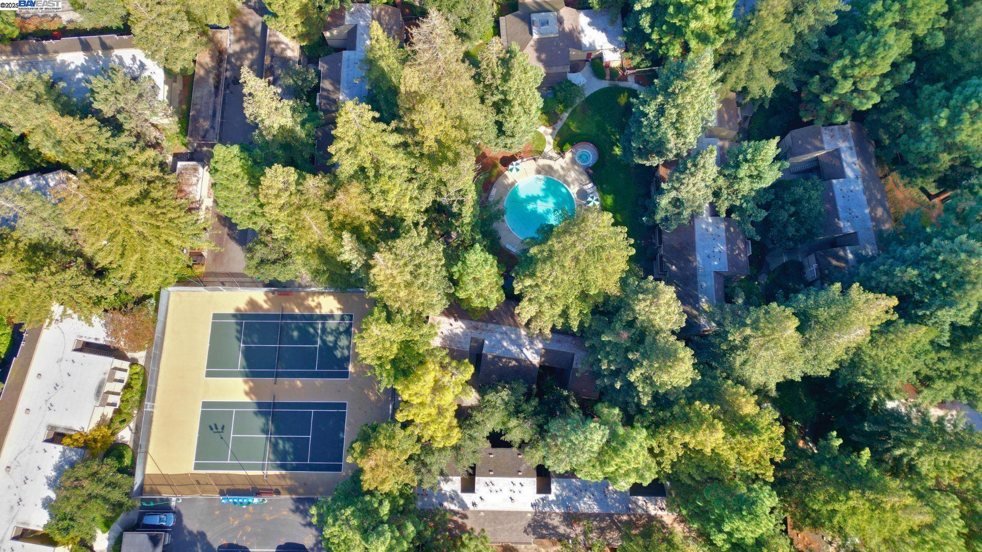 505 Cypress Point Drive, Unit 140 Mountain View, CA 94043 - Photo 8 of 60