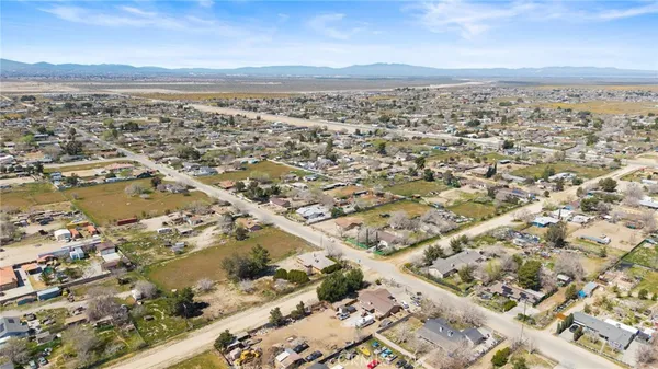 $495,000 | 9756 East E Avenue, Littlerock, CA 93543