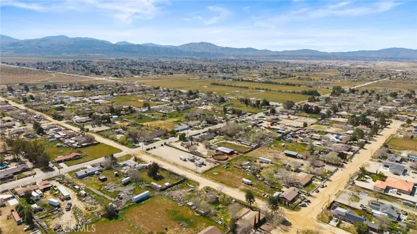 $495,000 | 9756 East E Avenue, Littlerock, CA 93543