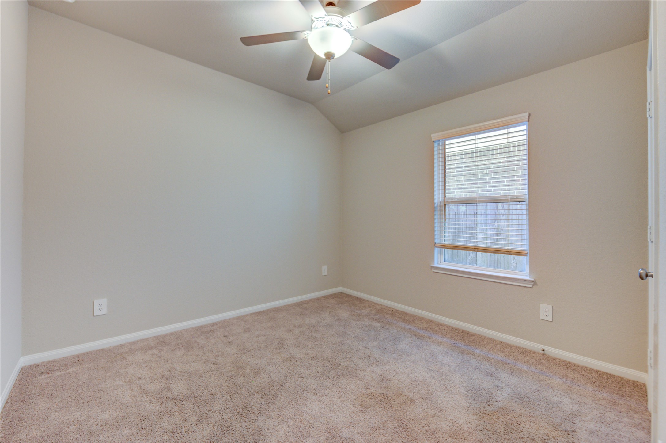 1207 Cascade Hls Drive Rosharon, TX 77583 - Photo 14 of 23