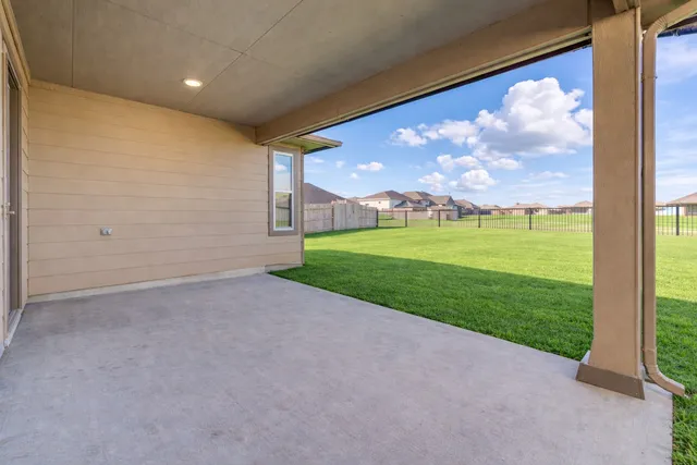 $2,250 | 1207 Cascade Hls Drive, Rosharon, TX 77583